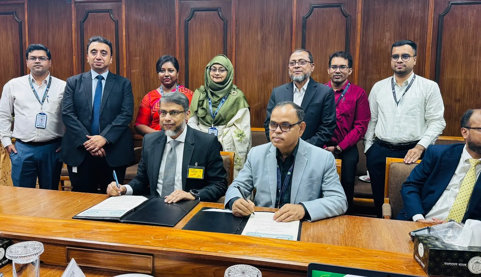 Trust Bank Signs Agreement with Bangladesh Bank under CMSME Working Capital Refinance Fund