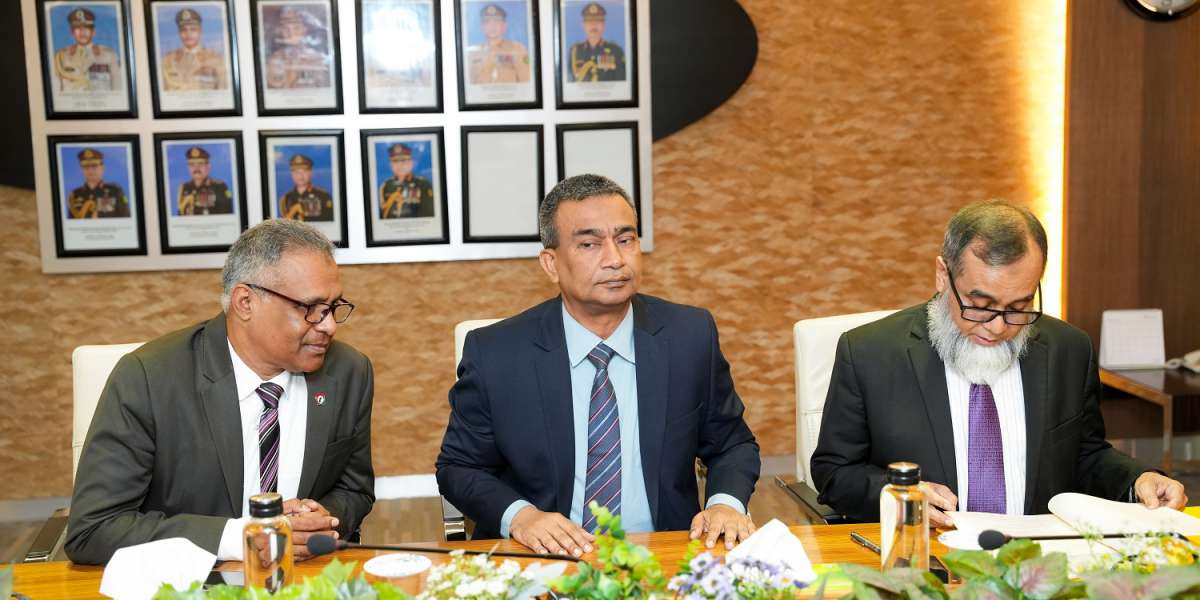 Signing ceremony between Trust Bank PLC and TM Assets Limited