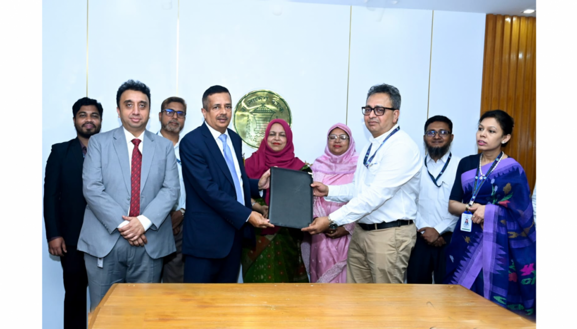 Trust Bank signs agreements with Bangladesh Bank